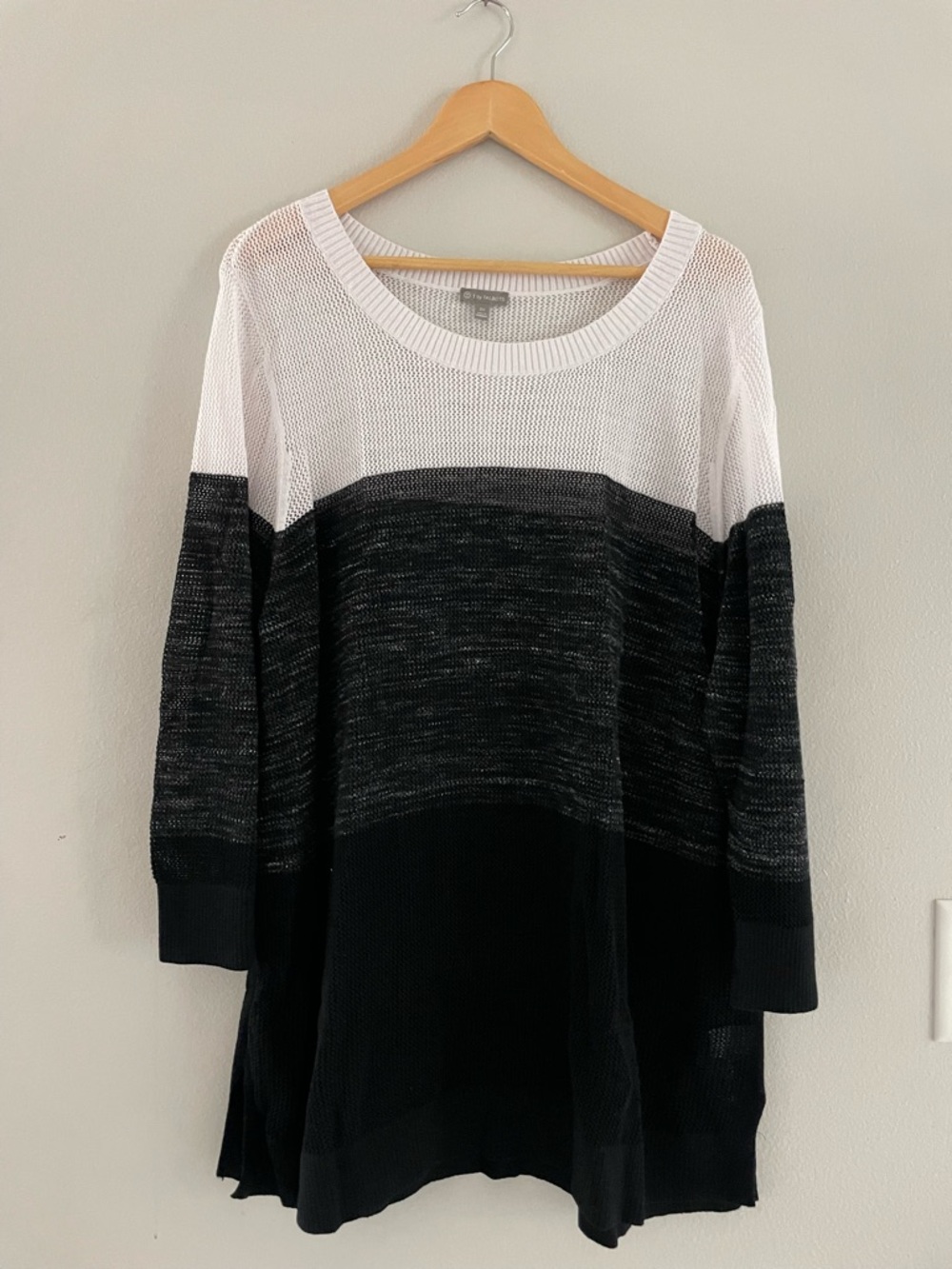 Talbots Black Grey & White ColorBlock Crewneck Sweater